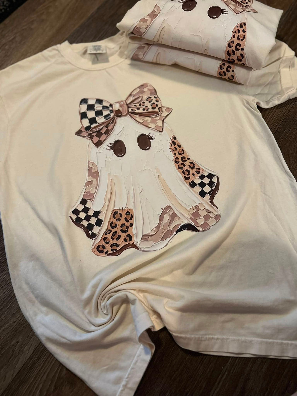 Trendy Checkered/Leopard Ghostie Tshirt